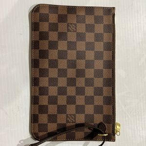 Louis Vuitton Wonderfull Pouch